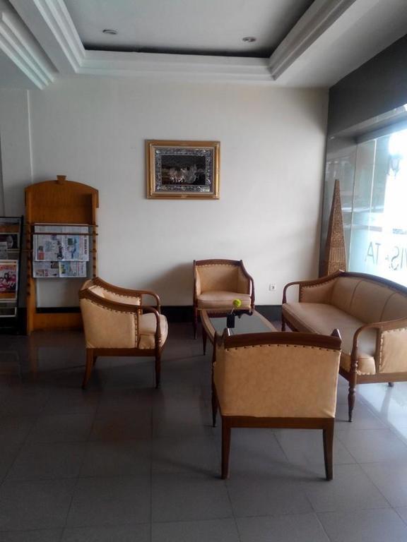 Hotel Wisata Palembang Exteriör bild