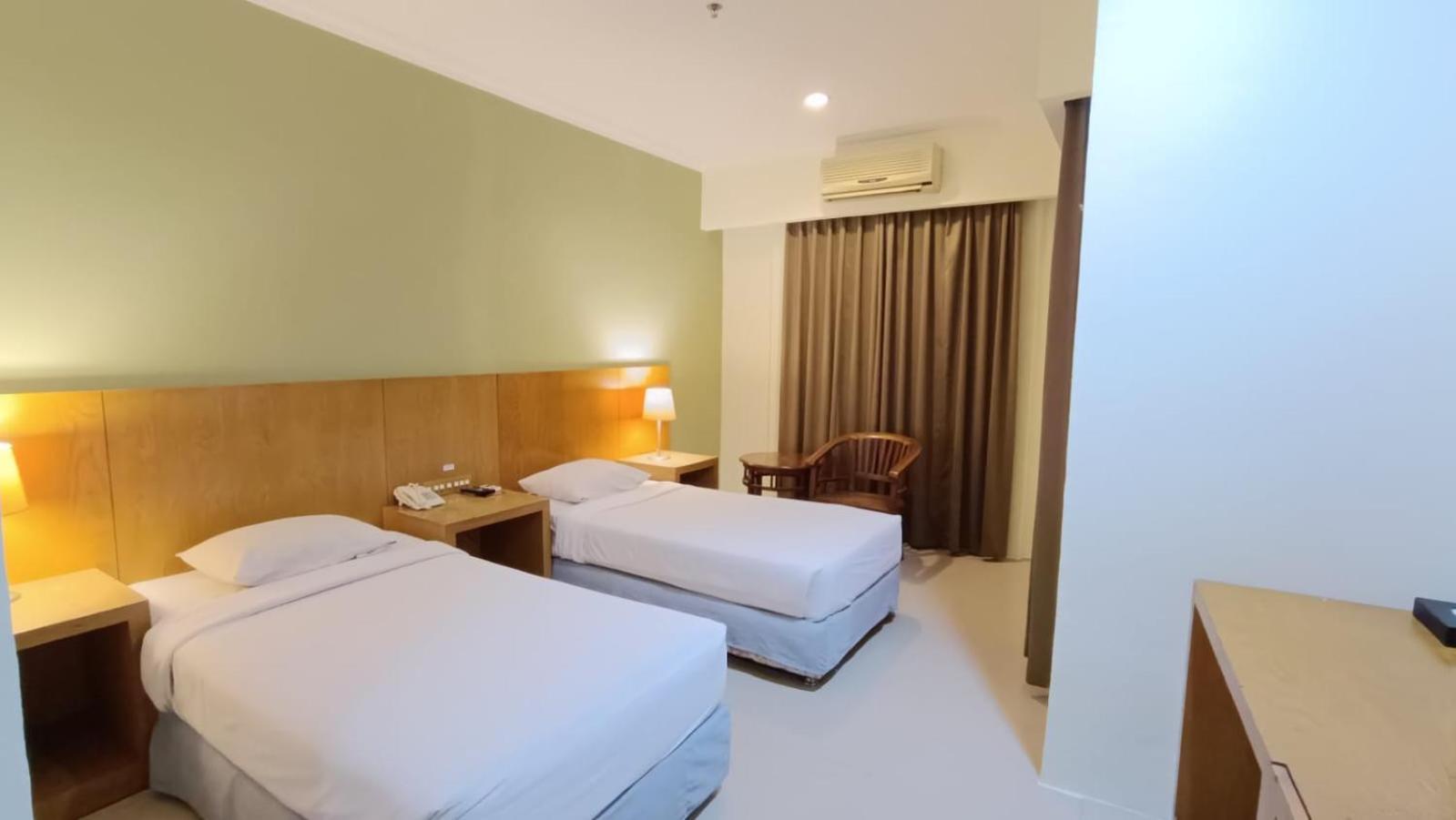 Hotel Wisata Palembang Exteriör bild