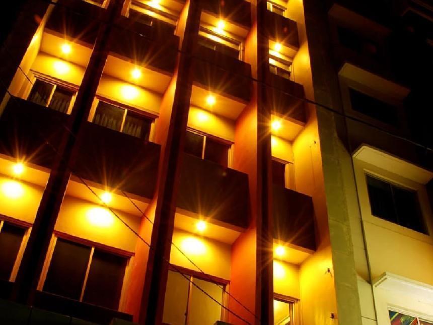 Hotel Wisata Palembang Exteriör bild